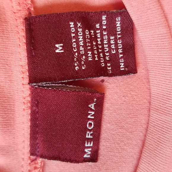 Stretchy crewneck shirt - Picture 4 of 4